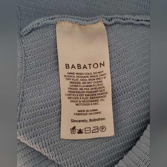 Aritzia Babaton Size M Light Blue Sculpt Knit Racer Cropped Tank - Picture 3 of 7